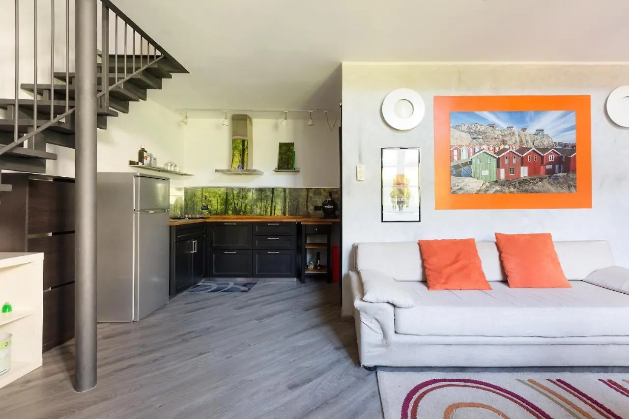 Guesthost - Milano Vigentino Loft With Terrace Apartment 0*, Milan Italy